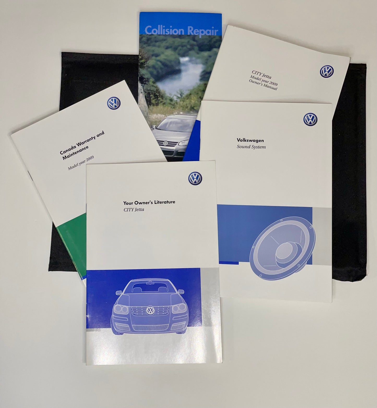 2009 Volkswagen Jetta City (MK4.5) Owner's Manual.