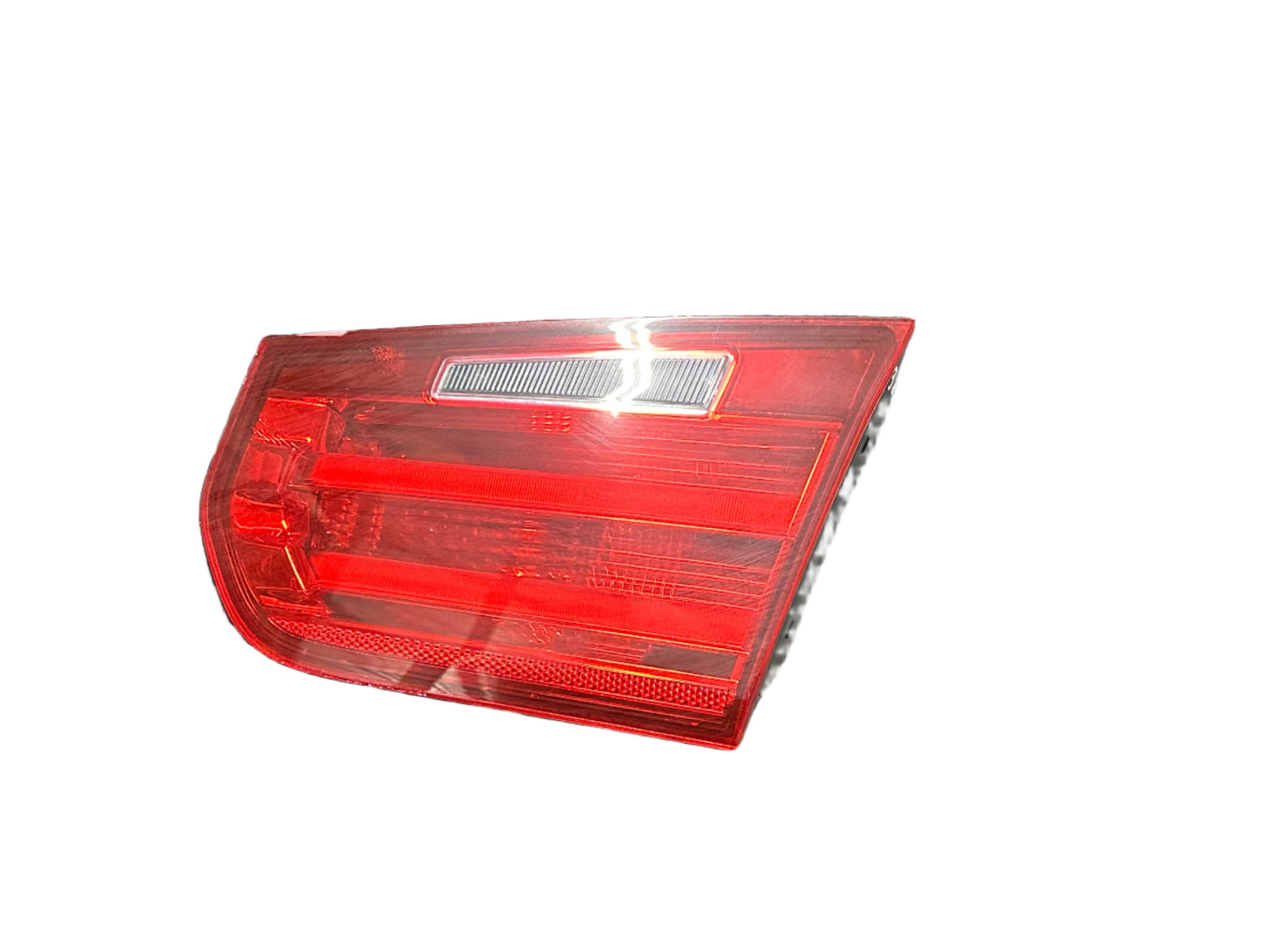 Genuine 2013 Bmw 328i Xdrive F30 right lid mounted taillight.