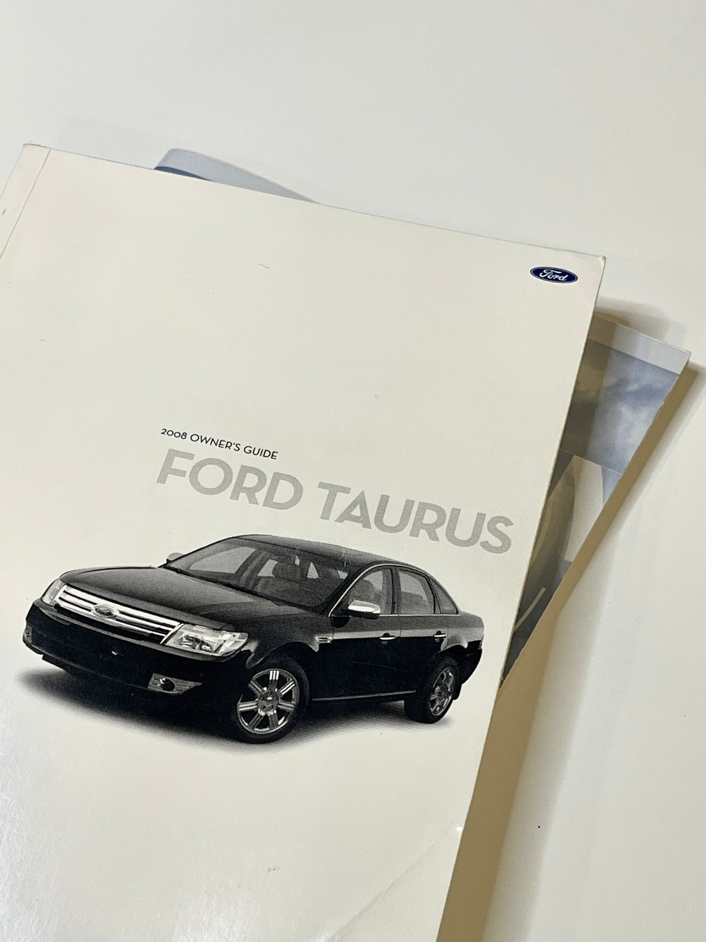 2008 Ford Taurus Owner's Manual.