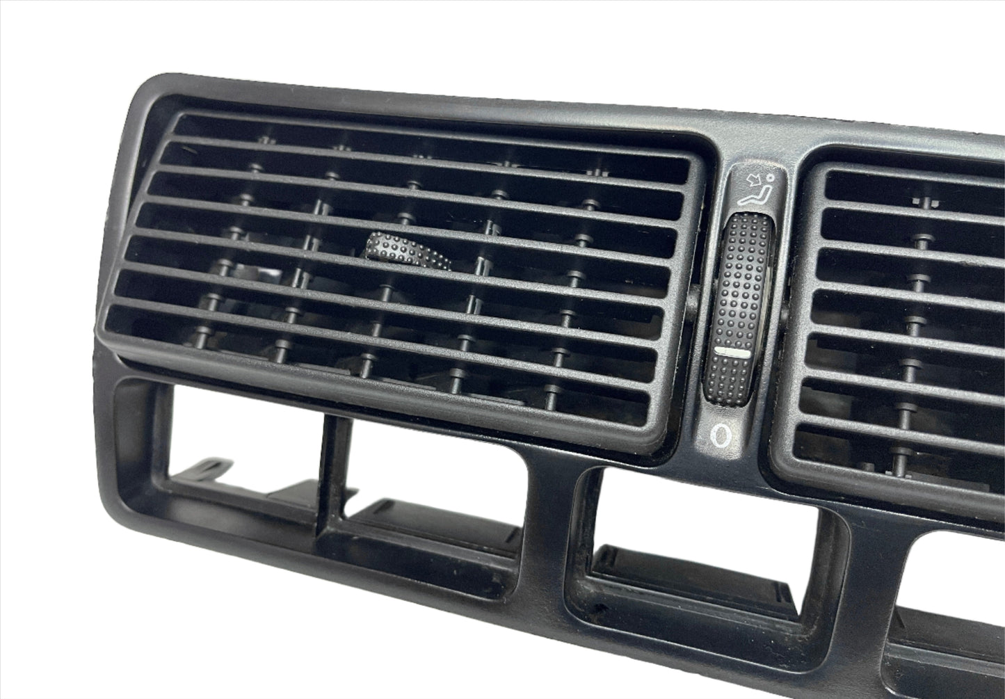 Genuine 1998-2004 Volkswagen Golf (Mk4) Centre Dash Air Vent.