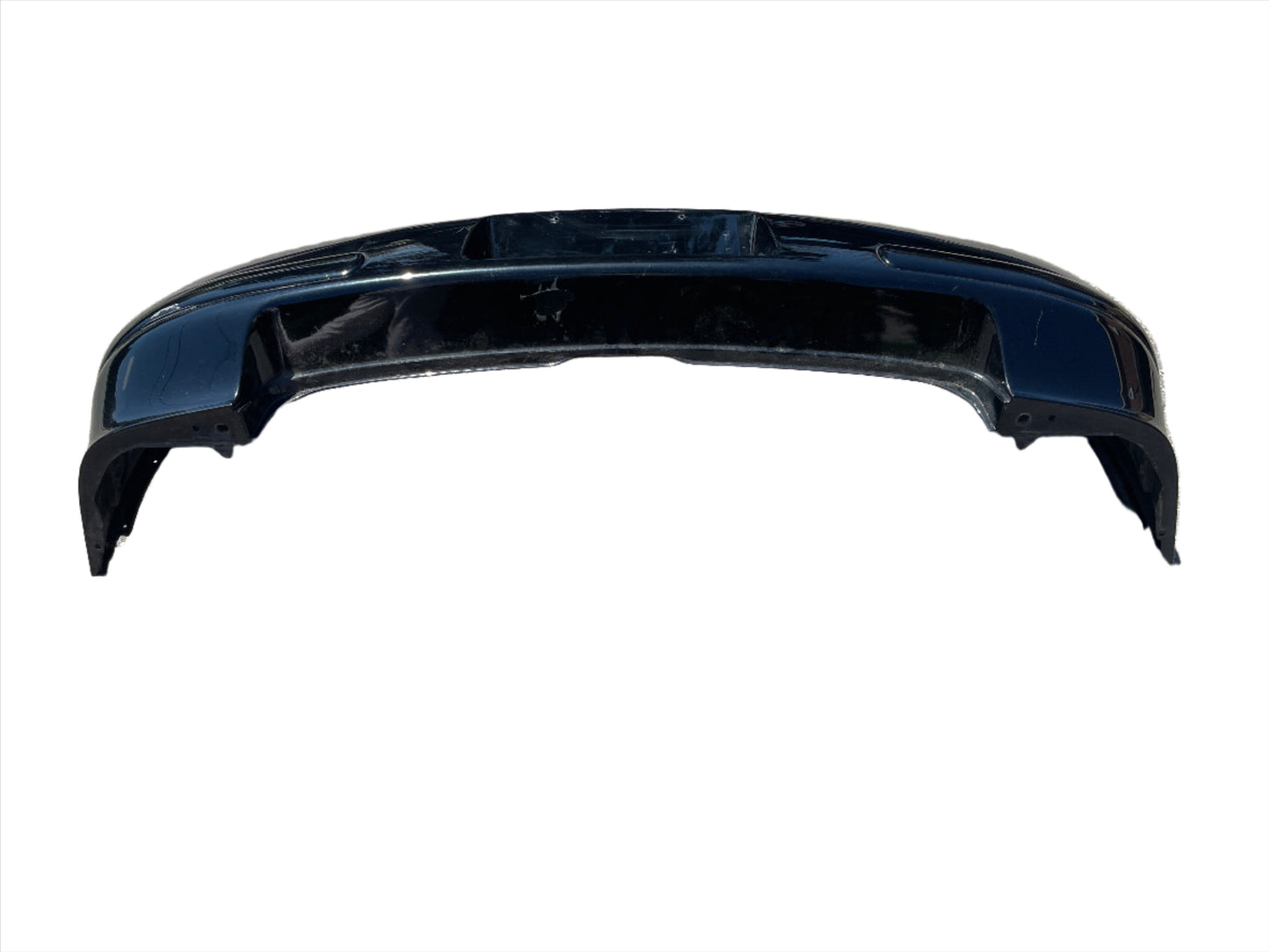 Genuine 1998-2004 Volkswagen Golf (Mk4) rear bumper with mud guards + License plate lights.