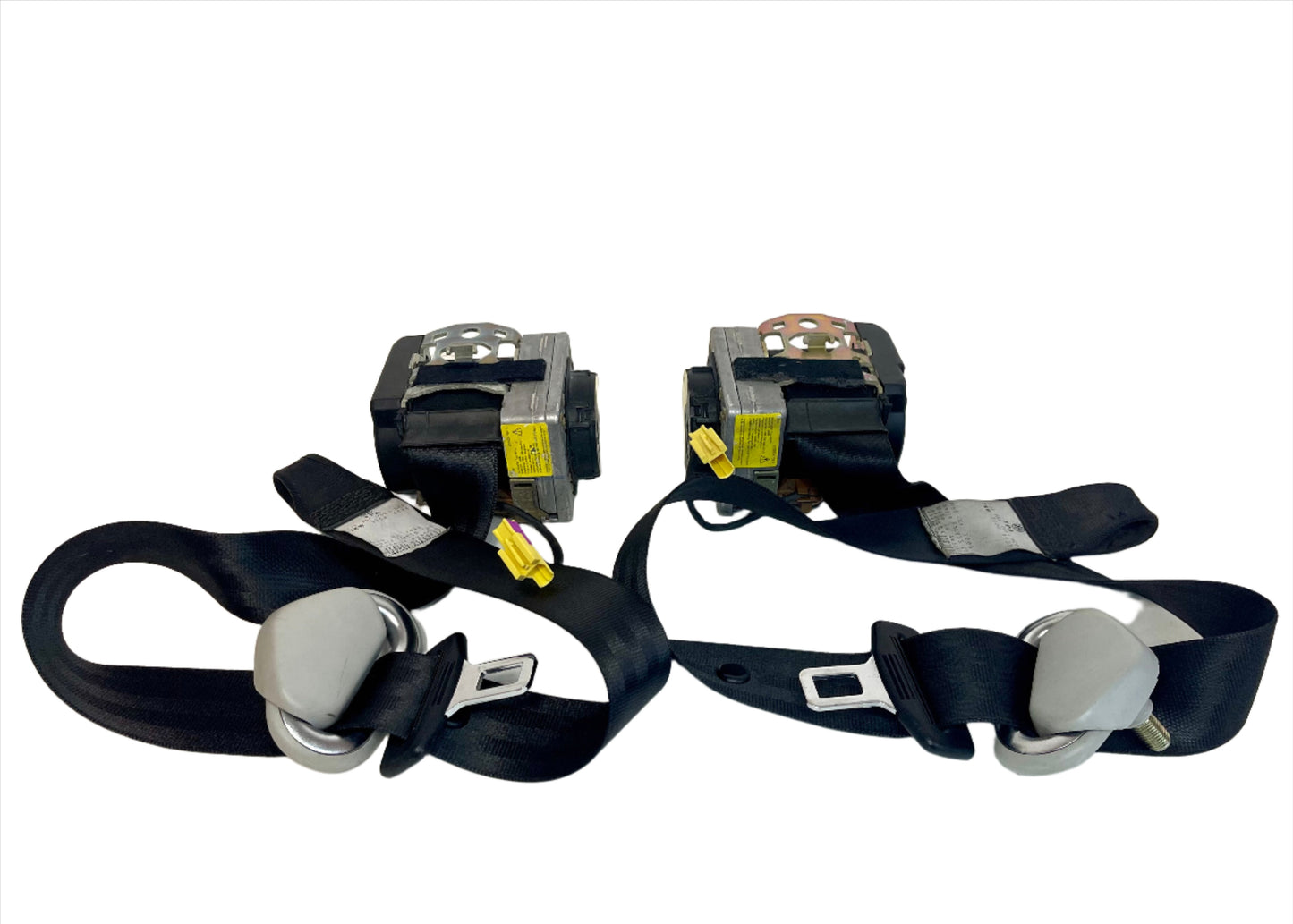 Genuine 1998-2004 Volkswagen Golf (Mk4) front seatbelt retractors.