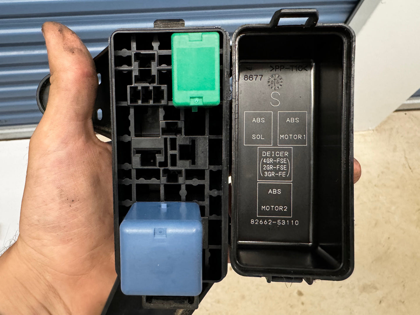 Genuine 2006 Lexus IS250 engine fuse relay box junction.