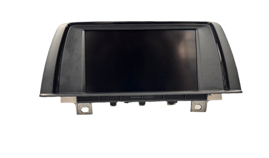 Genuine 2013 Bmw 328i Xdrive F30 basic infotainment screen.