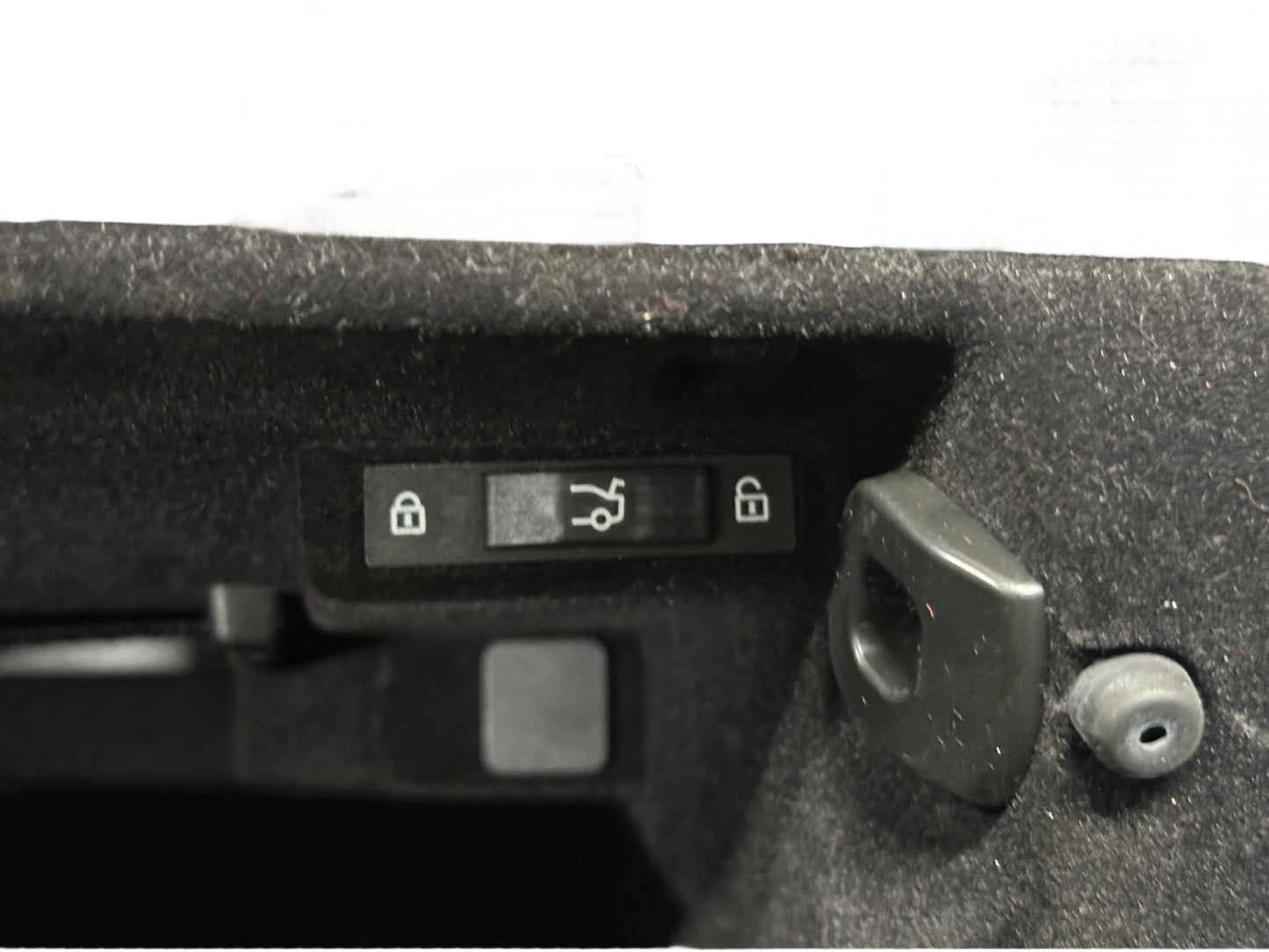 Genuine 2013 Bmw 3series F30 glovebox VenetoBeige.