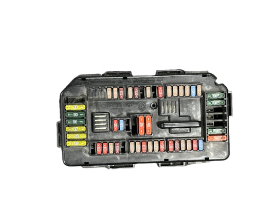 Genuine 2013 Bmw 328i Xdrive F30 front power distribution junction fusebox.