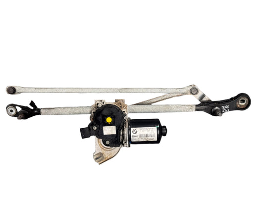 Genuine 2013 Bmw 328i Xdrive F30 windshield wiper linkage with motor.