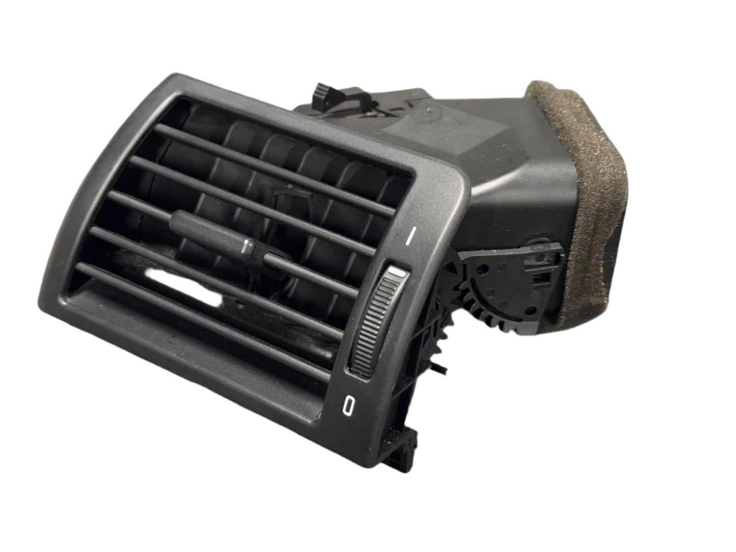 Genuine Bmw 3series E46 left side air vent.