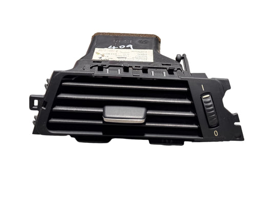 Bmw E92 air vent font