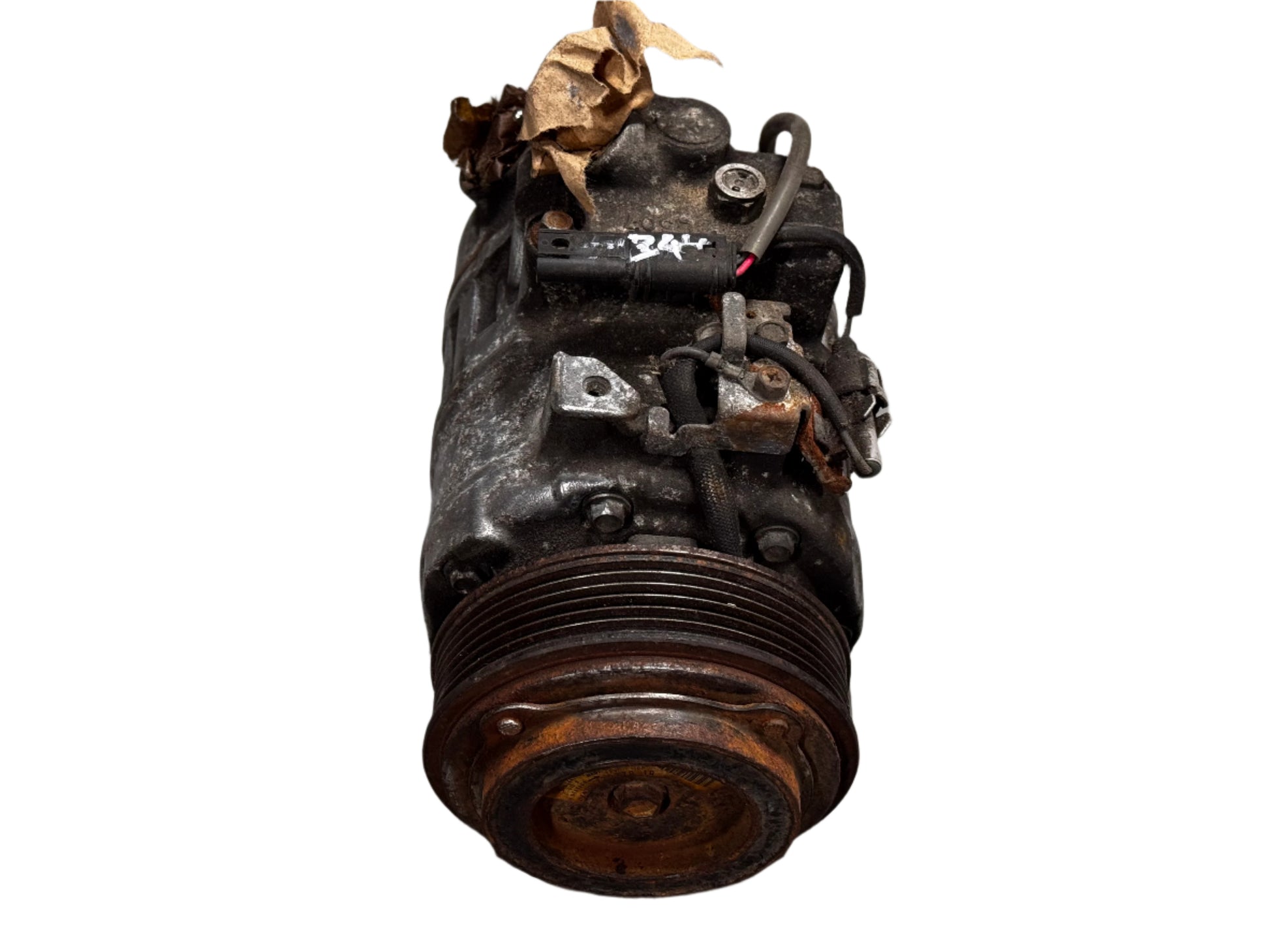 Bmw F30 ac compressor front