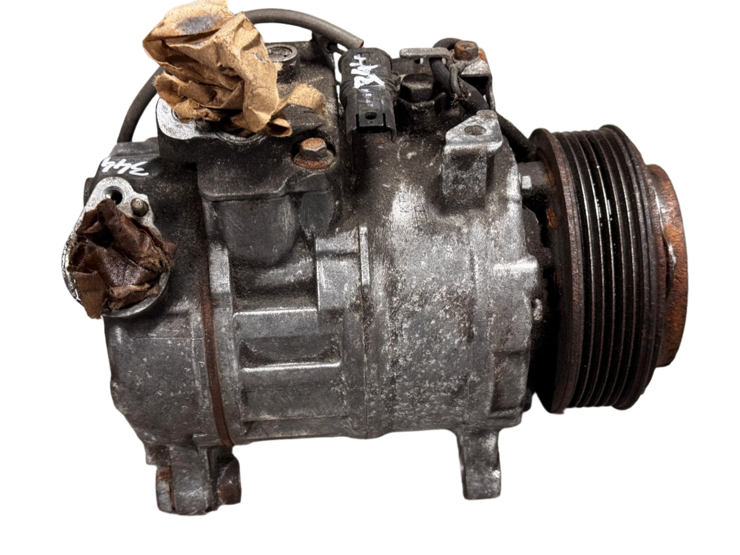 Bmw F30 ac compressor side