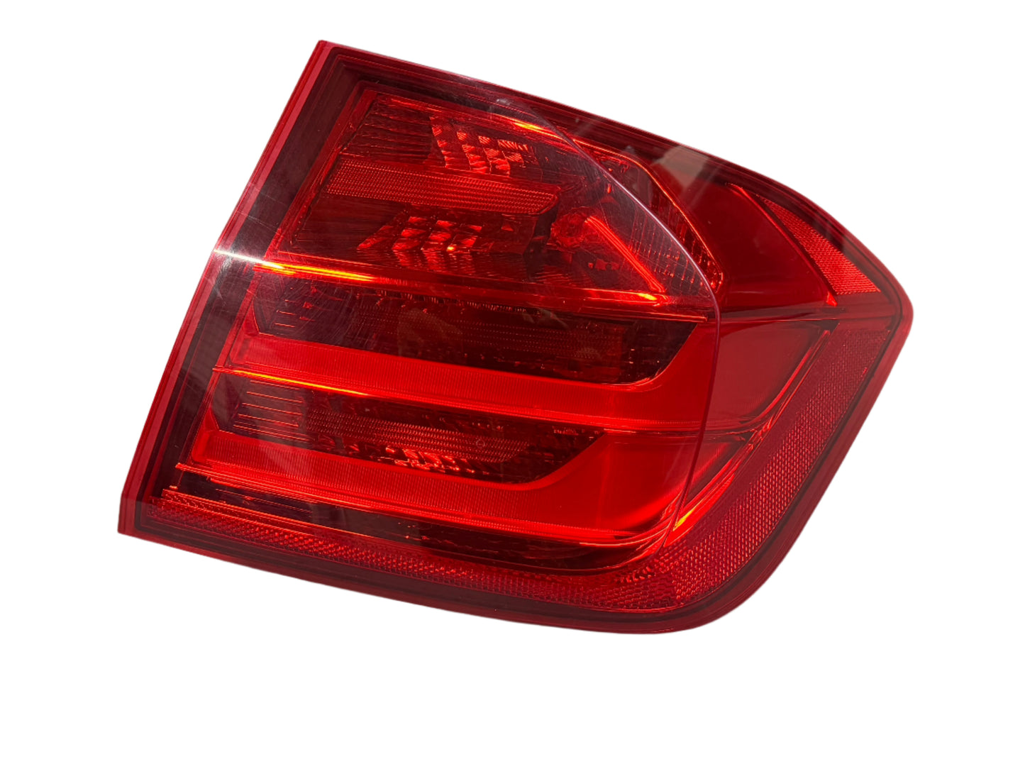 Genuine 2013 Bmw 328i Xdrive F30 right quarter panel mounted taillight.