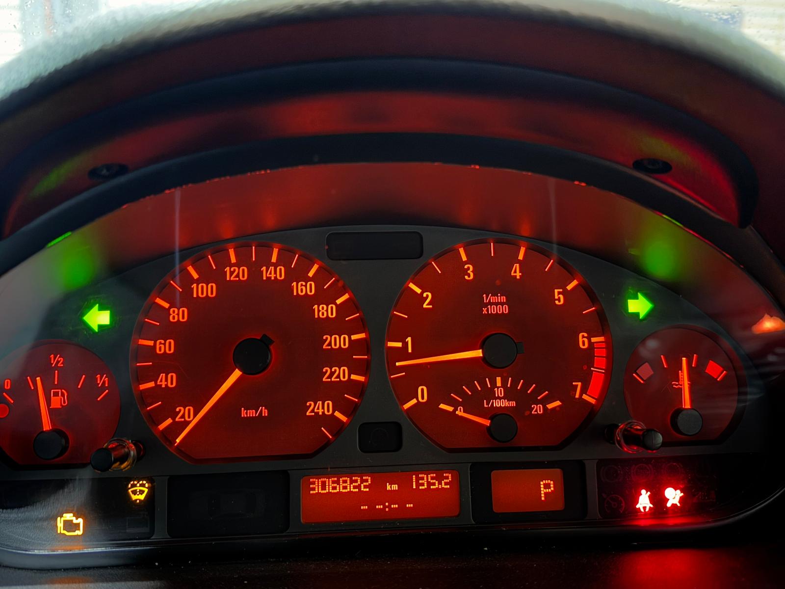 Bmw E46 cluster front